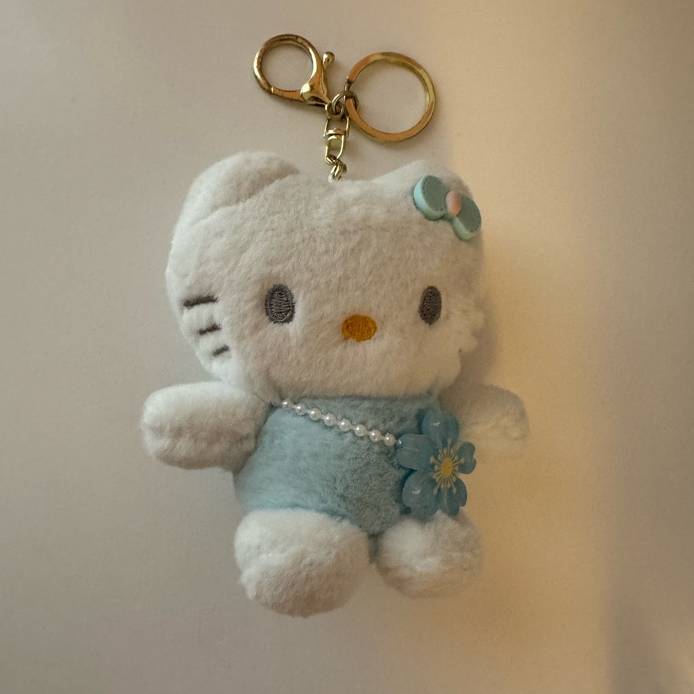 Hello kitty key chain